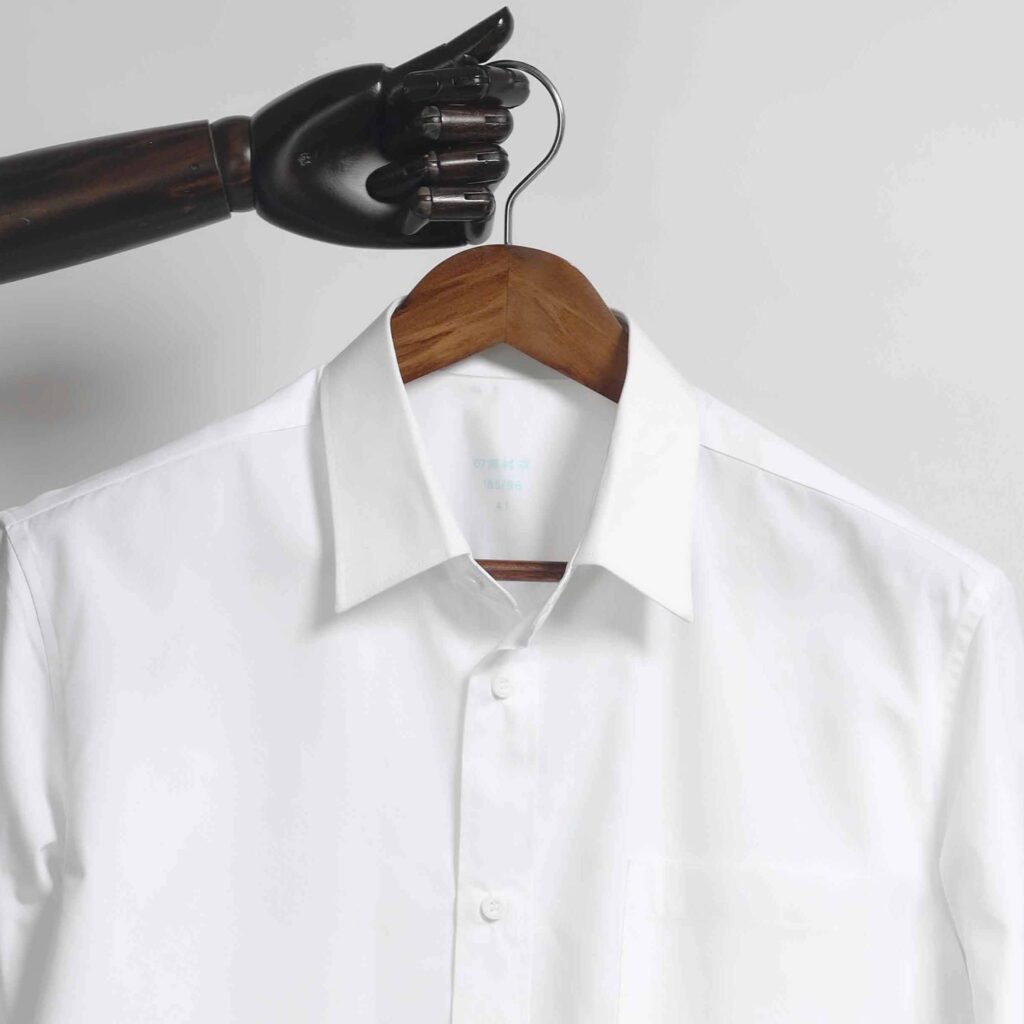 Plain White Shirt (L)