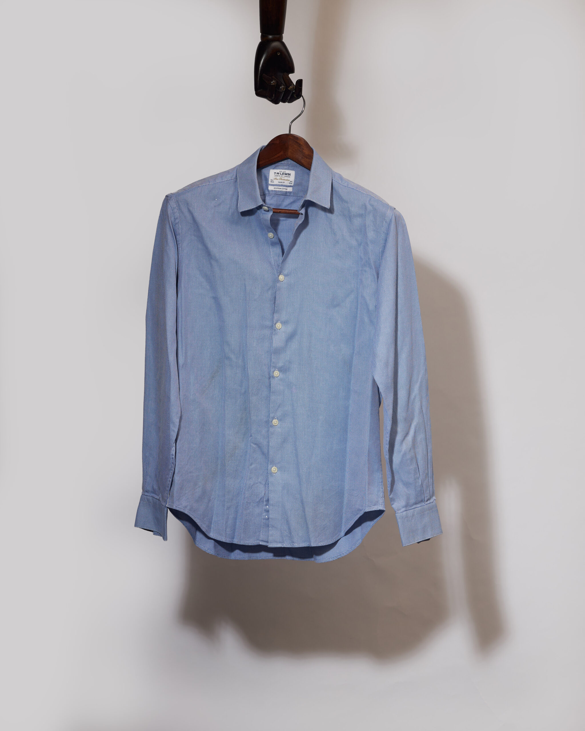 102. T.M LEWIN Size_ L CHEST_ 42 Sleeves _ 24.5 Price_ 10,850(1)