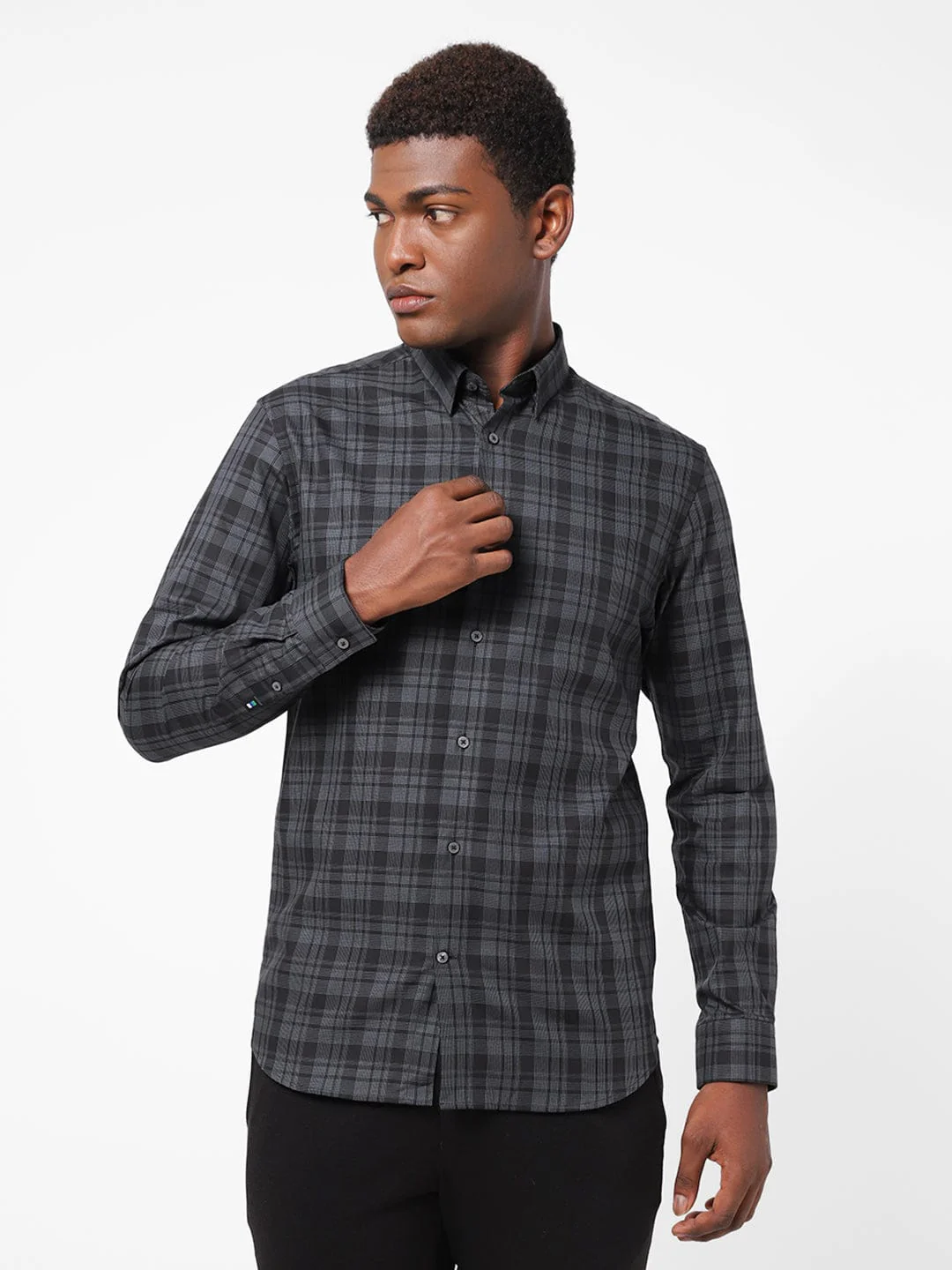 123. Henri Lloyd CHEST_ 48 Size_ 2XL Sleeves _ 27 Price_ 8,999